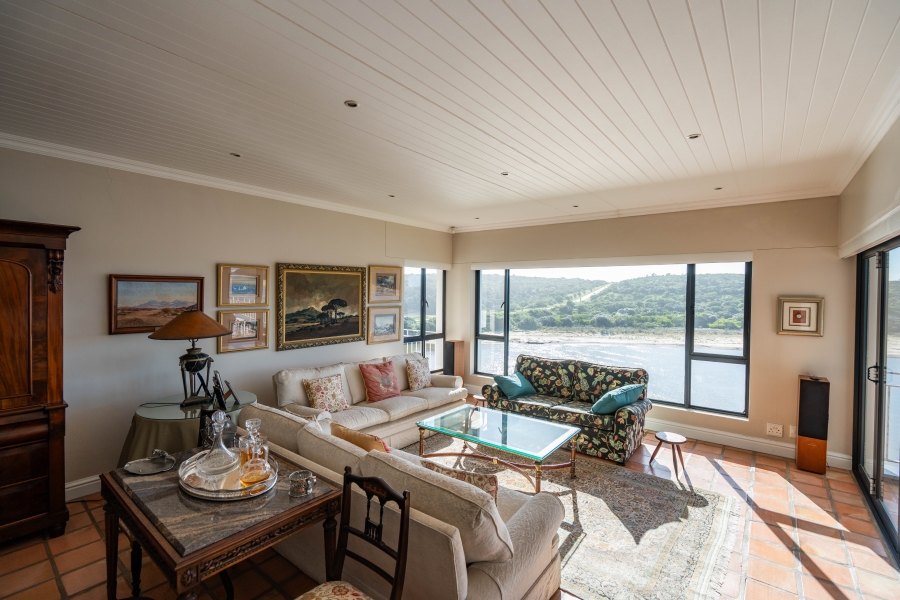 4 Bedroom Property for Sale in Kenton On Sea Eastern Cape